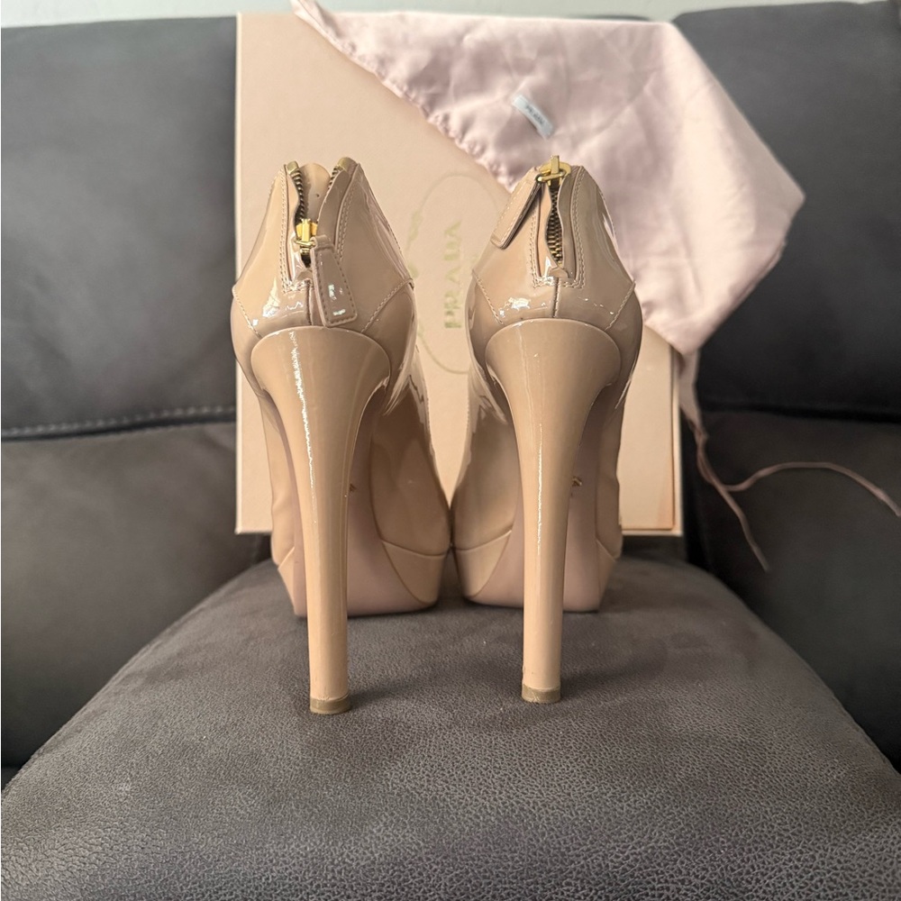 Prada Milano Peep-Toe Heels - Beige Excellent#designer#Graduation #Prom - Picture 4 of 8